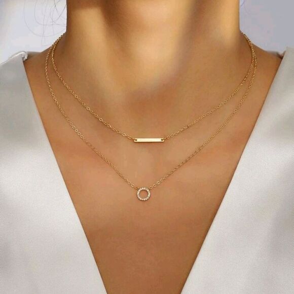 💖 2/$30 Gold Statement Layered dainty bar & rhinestone ring pendants Necklace - Picture 5 of 12